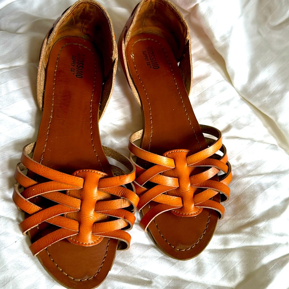 Women’s 7.5 sandal Mossimo